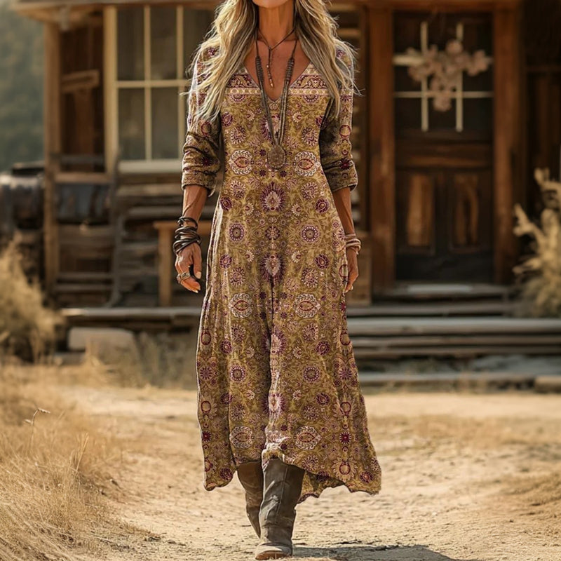 Lynne | Relaxed V-Neck Maxi Dress
